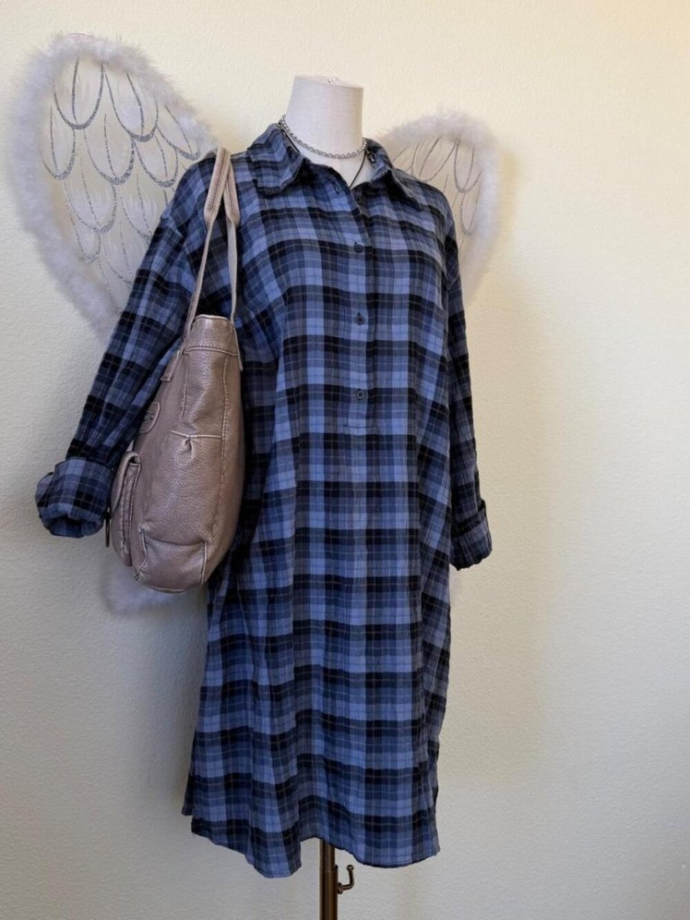 H&M Women's Blue and Black Shirt-dresses